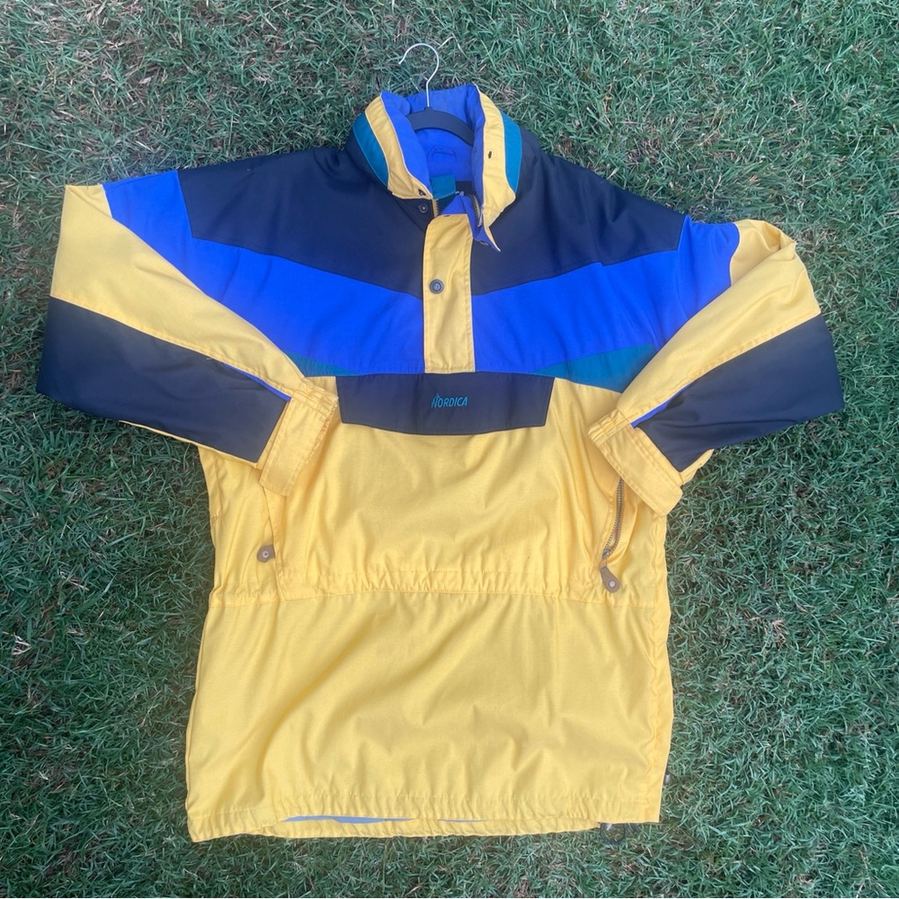 RARE Vintage EURO Nordica Ski Jacket Size L\G Pullover Color Block Jacket